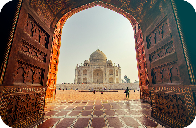 Taj Mahal through arch